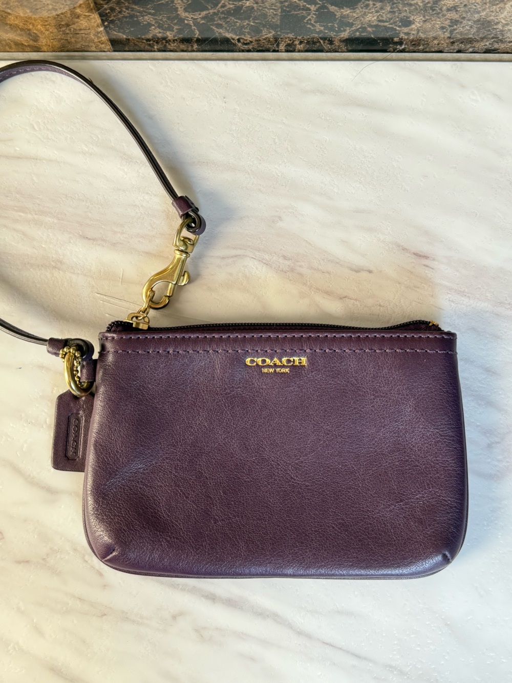 Coach Saffiano Leather City Tote & Wristlet Set in Black Violet/Plum - Like New - Picture 8 of 12